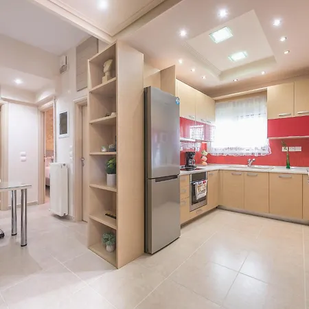 Myilios Luxury Petralona Center