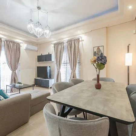 Myilios Luxury Petralona Center Apartment